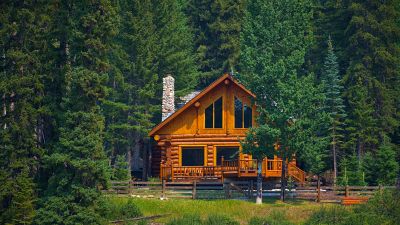 Log Home Construction